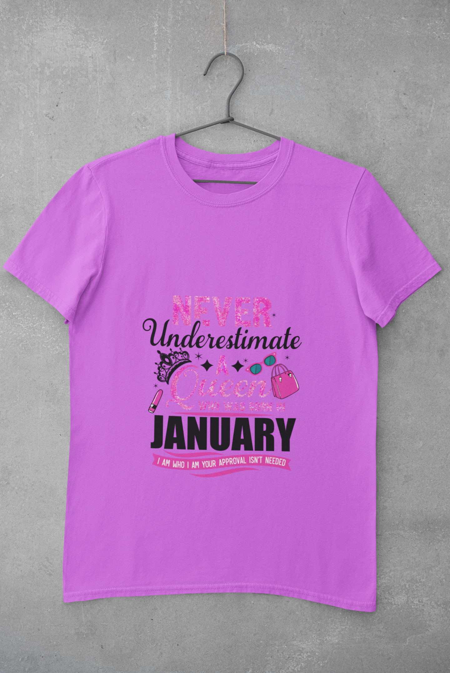 Never Underestimate a Queen was born in January Limited Edition Premium T-shirt