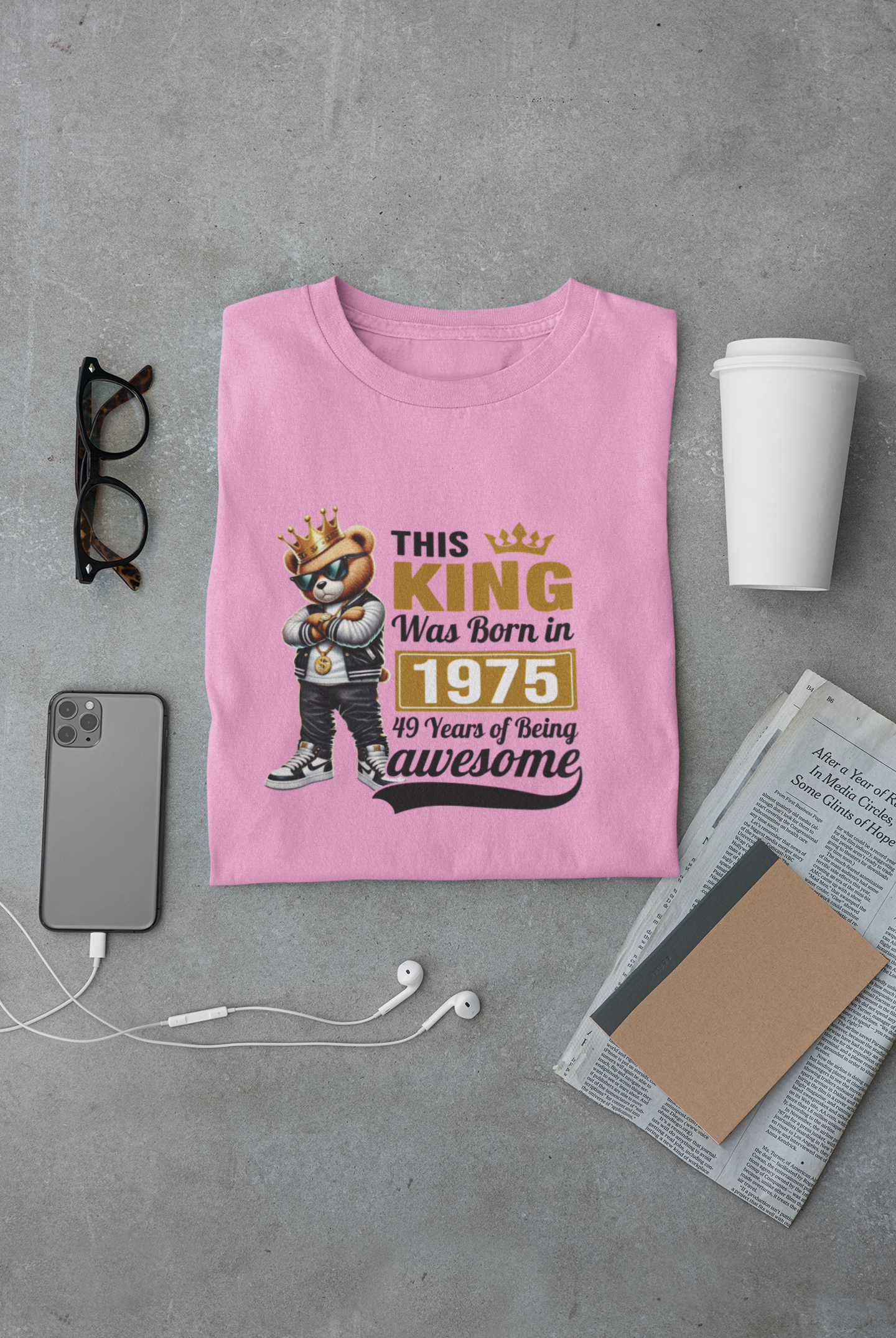 This King was Born in 1975 Limited Edition Premium T-shirt