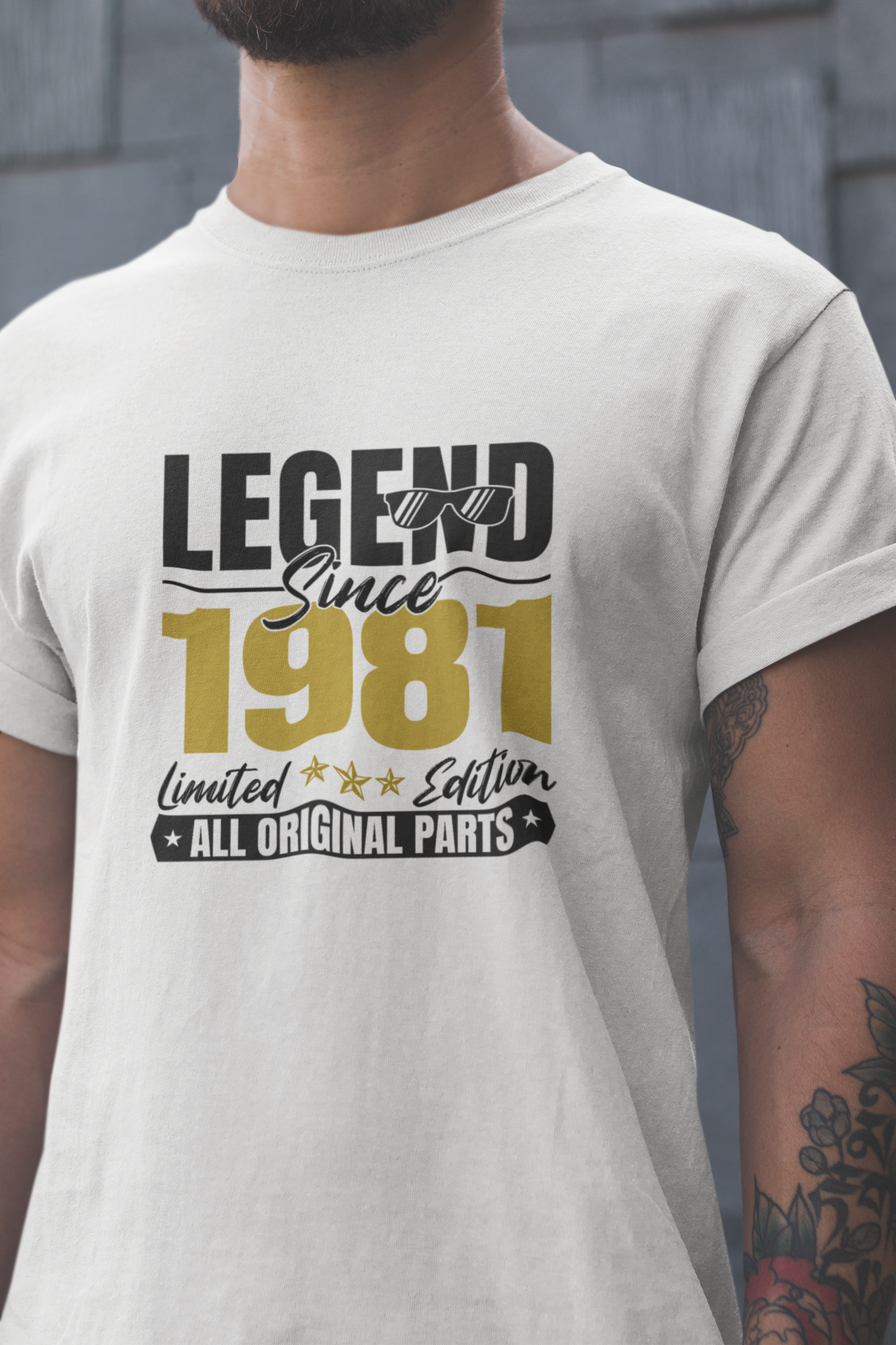 Legend Since 1981 Limited Edition Regular Classic Unisex T-shirt